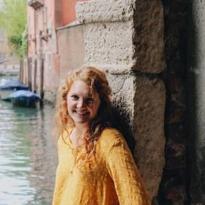 Meet your Posher, Madeline